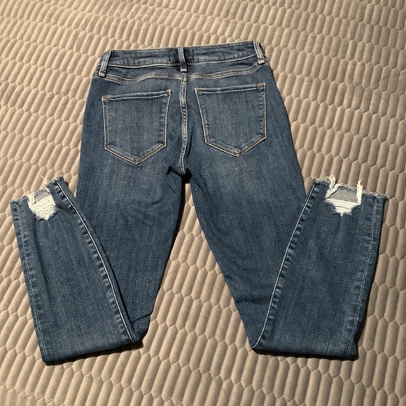 Abercrombie & Fitch Mid Rise Super Skinny Ankle Jeans, Size 25/0 Short - Picture 4 of 5